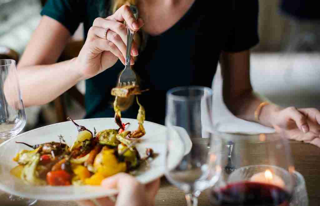 Lady dining in restaurant restaurant compensation claim